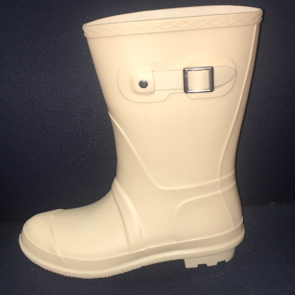 Rainboots